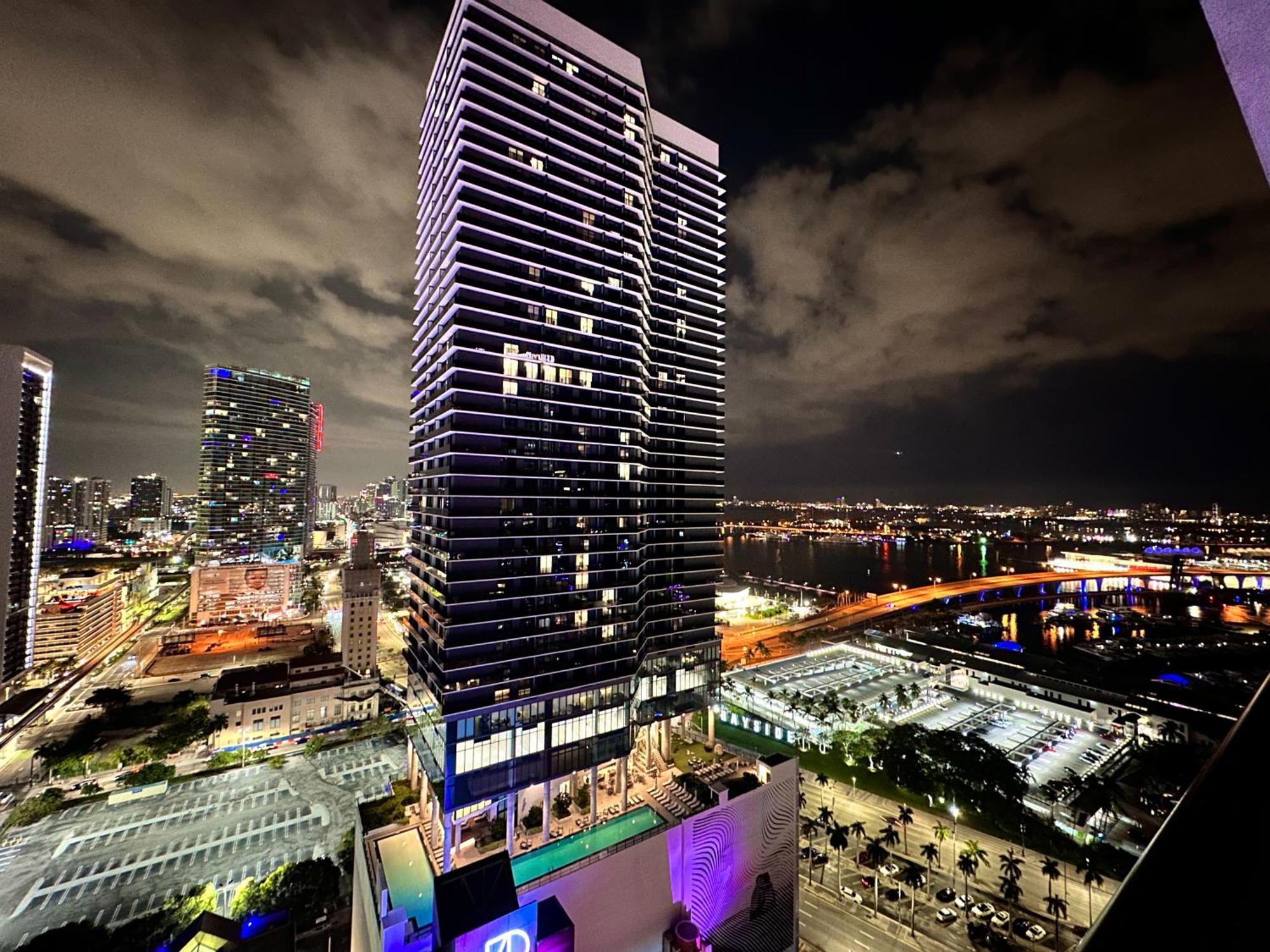 Апартаменты Luxury Loft - Free Parking - Ocean View - Brickell Downtown Майами Экстерьер фото